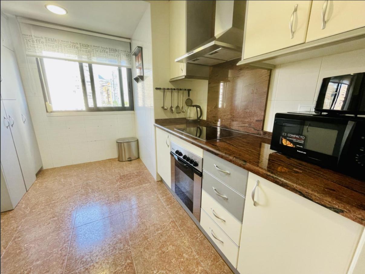 Apartamento Playa De Poniente Benidorm - Torre Dos Calas Eksteriør bilde